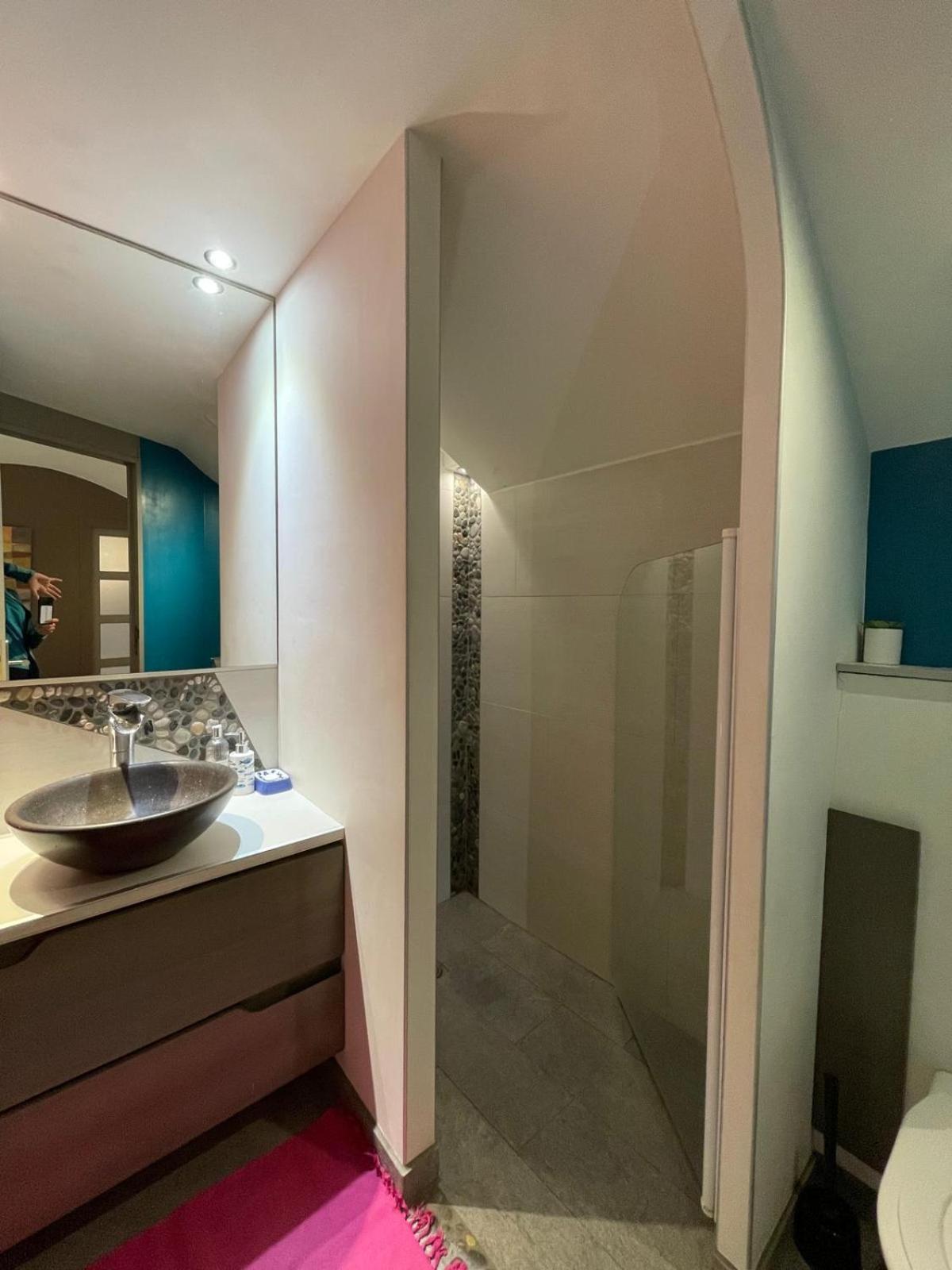 Des Remparts Apartment *
